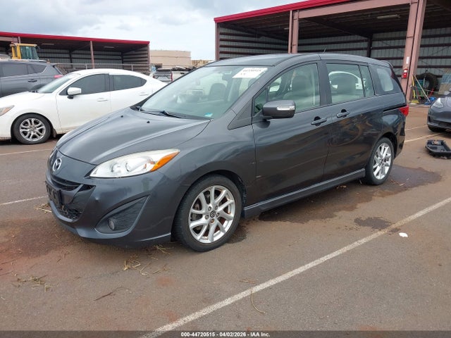 Mazda Mazda5 Touring 2014 JM1CW2CL8E0173348 Image 2