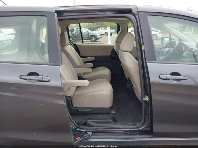 Mazda Mazda5 Touring 2014 JM1CW2CL8E0173348 Image 8