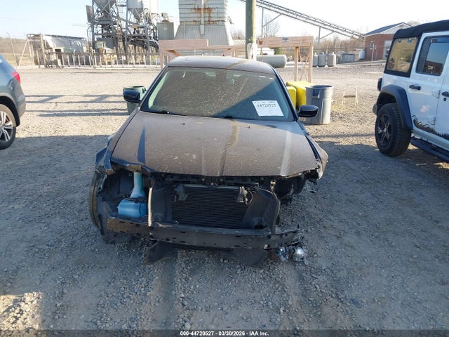 2C3CCAKGXLH128562 Chrysler 300 Limited Awd