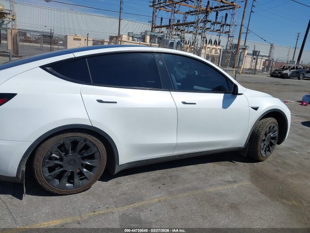 7SAYGDEEXRA223056 Tesla Model Y Long Range Dual Motor All-wheel Drive