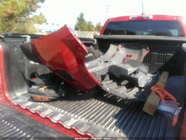 44720547 :رقم المزاد ، 1GTG6CE35F1118341 vin ، 2015 Gmc Canyon Slt مزاد بيع