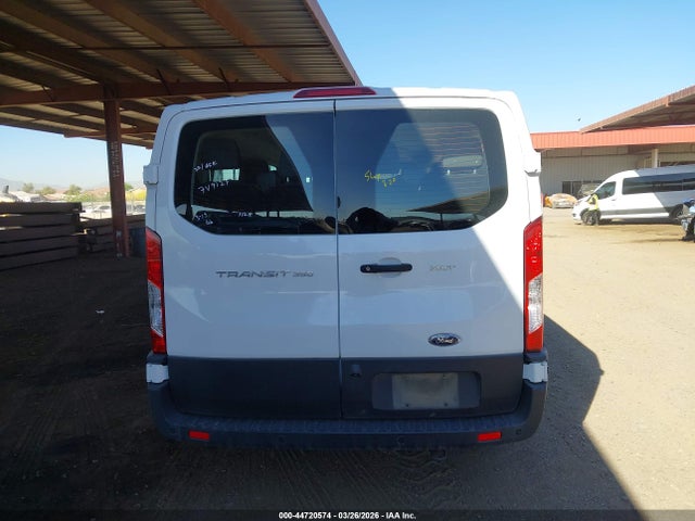 Ford Transit-350 Passenger Van Xlt 2022 1FBAX2Y89NKA44827 Image 16