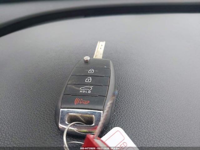 44720608 :رقم المزاد ، 5XYPG4A39JG426632 vin ، 2018 Kia Sorento 2.4l L مزاد بيع