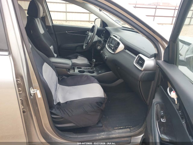 44720608 :رقم المزاد ، 5XYPG4A39JG426632 vin ، 2018 Kia Sorento 2.4l L مزاد بيع