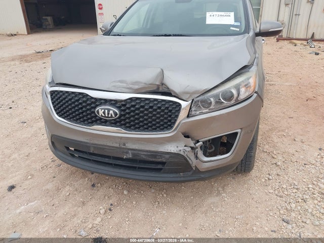 44720608 :رقم المزاد ، 5XYPG4A39JG426632 vin ، 2018 Kia Sorento 2.4l L مزاد بيع