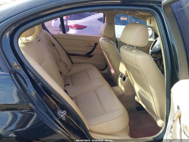 2011 Bmw 328i მანქანა იყიდება აუქციონზე, vin: WBAPH5C56BA444389, აუქციონის ნომერი: 44720615