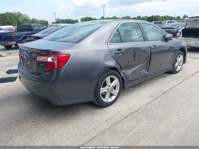 2014 TOYOTA CAMRY 4T1BF1FK4EU836931 Photo 3
