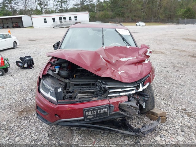 44720631 :رقم المزاد ، 3VV2B7AX7JM162442 vin ، 2018 Volkswagen Tiguan 2.0t Se/2.0t Sel مزاد بيع