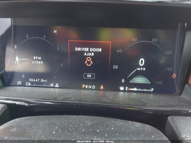 44720638 :رقم المزاد ، 5LMJJ3LTXKEL15489 vin ، 2019 Lincoln Navigator L Reserve مزاد بيع