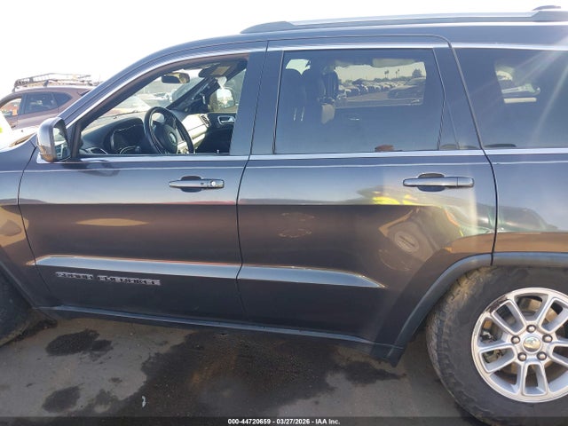 Продаж на аукціоні авто 2019 Jeep Grand Cherokee Laredo E 4x4, vin: 1C4RJFAG9KC784229, номер лоту: 44720659