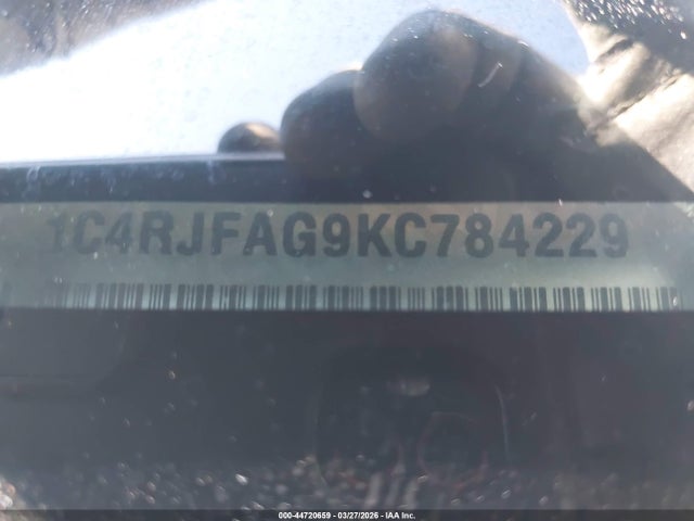Продаж на аукціоні авто 2019 Jeep Grand Cherokee Laredo E 4x4, vin: 1C4RJFAG9KC784229, номер лоту: 44720659