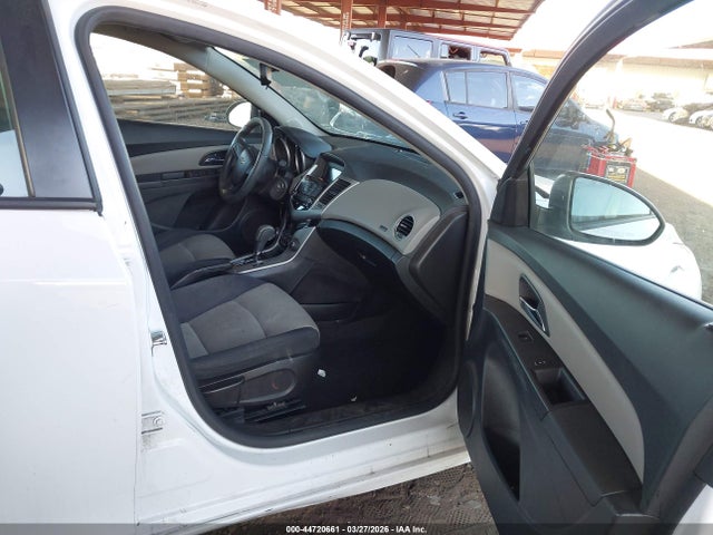 1G1PC5SH4G7124093 Chevrolet Cruze Limited Ls Auto