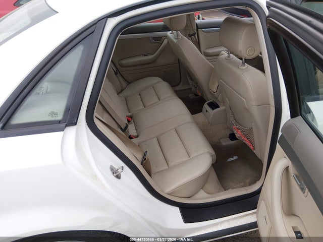 Продажа на аукционе авто 2005 Audi A4 1.8t, vin: WAULC68E15A005827, номер лота: 44720685
