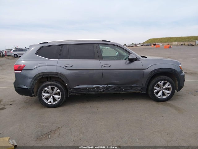 Продажа на аукционе авто 2018 Volkswagen Atlas 3.6l V6 Se, vin: 1V2KR2CA7JC587830, номер лота: 44720691