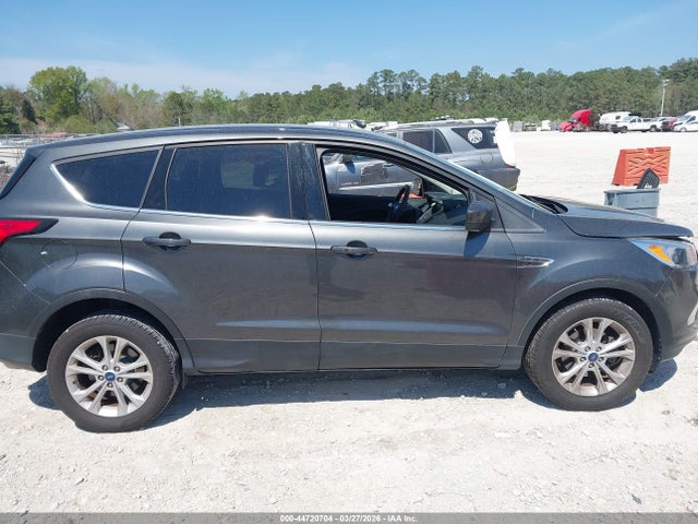 Продажа на аукционе авто 2019 Ford Escape Se, vin: 1FMCU0GD7KUA62058, номер лота: 44720704