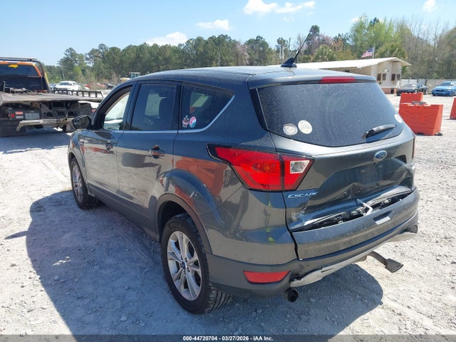 Продажа на аукционе авто 2019 Ford Escape Se, vin: 1FMCU0GD7KUA62058, номер лота: 44720704