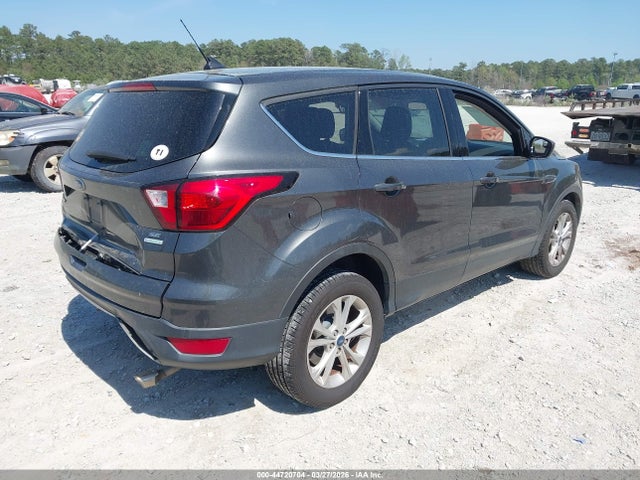 Продажа на аукционе авто 2019 Ford Escape Se, vin: 1FMCU0GD7KUA62058, номер лота: 44720704