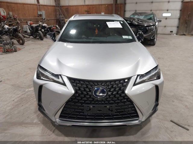 44720740 :رقم المزاد ، JTHU9JBH8K2001743 vin ، 2019 Lexus Ux 250h مزاد بيع