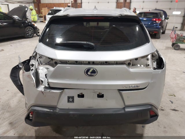 44720740 :رقم المزاد ، JTHU9JBH8K2001743 vin ، 2019 Lexus Ux 250h مزاد بيع
