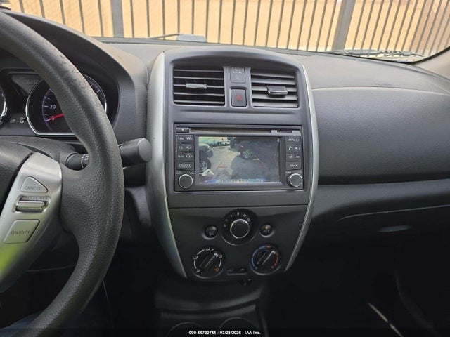 44720741 :رقم المزاد ، 3N1CN7AP5FL803582 vin ، 2015 Nissan Versa 1.6 Sl مزاد بيع