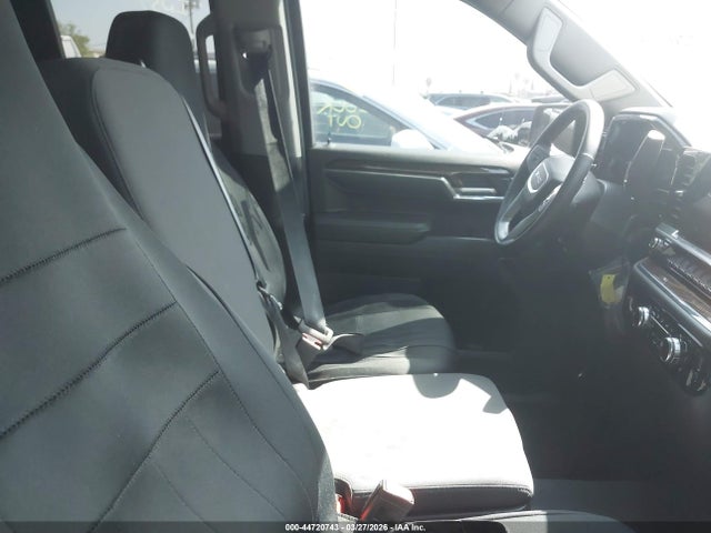 2023 GMC SIERRA 1500 1GTRHCE81PZ313581 Photo 4