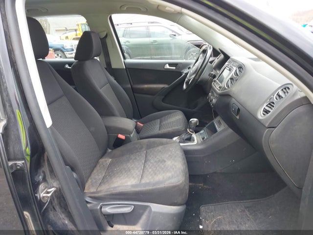 Aukcja sprzedaży 2017 Volkswagen Tiguan 2.0t/2.0t S, vin: WVGBV7AX7HK045835, numer aukcji: 44720779