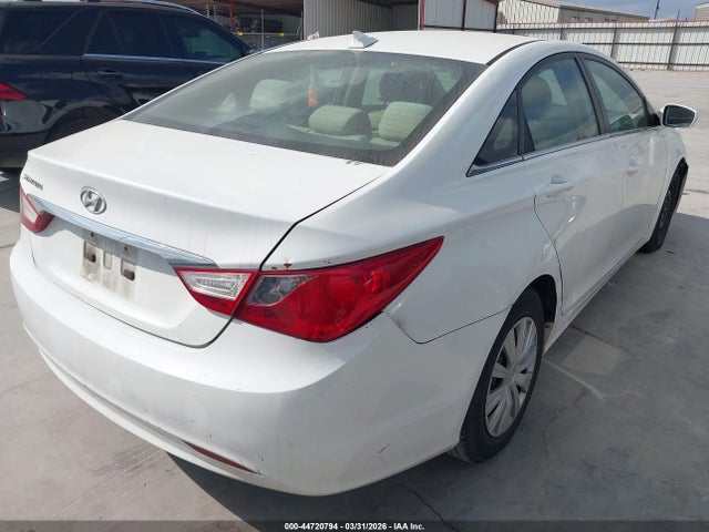 2012 Hyundai Sonata Gls მანქანა იყიდება აუქციონზე, vin: 5NPEB4AC2CH381552, აუქციონის ნომერი: 44720794