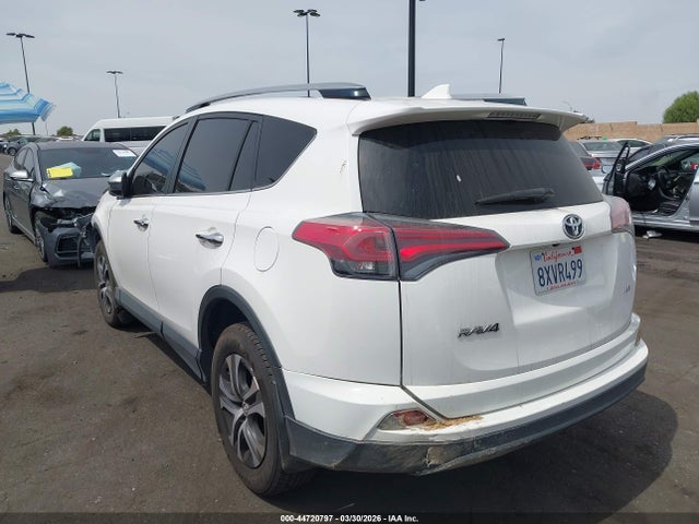 Toyota RAV4 LE 2017 JTMZFREV2HJ107944 Image 14