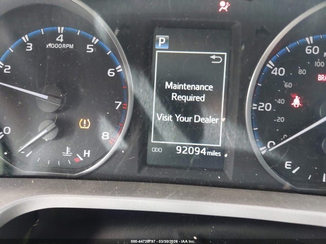 Toyota RAV4 LE 2017 JTMZFREV2HJ107944 Image 15