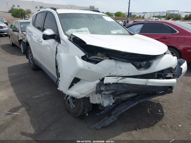 Toyota RAV4 LE 2017 JTMZFREV2HJ107944 Image 6