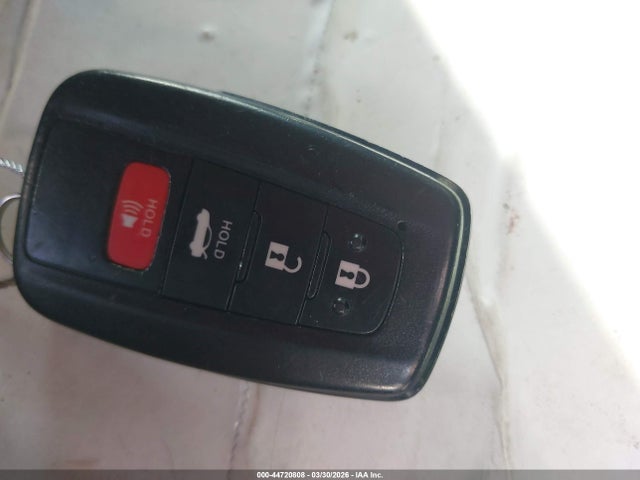 Toyota Corolla Hybrid Le 2021 JTDEAMDE8MJ024269 Image 11