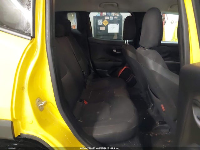 44720850 :رقم المزاد ، ZACCJBCTXGPC69932 vin ، 2016 Jeep Renegade Trailhawk مزاد بيع