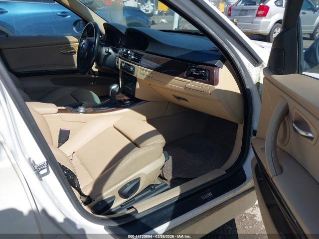 Продаж на аукціоні авто 2006 Bmw 325i, vin: WBAVB13526KX69185, номер лоту: 44720894