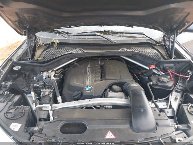 44720962 :رقم المزاد ، 5UXKR0C52F0K61403 vin ، 2015 Bmw X5 Xdrive35i مزاد بيع