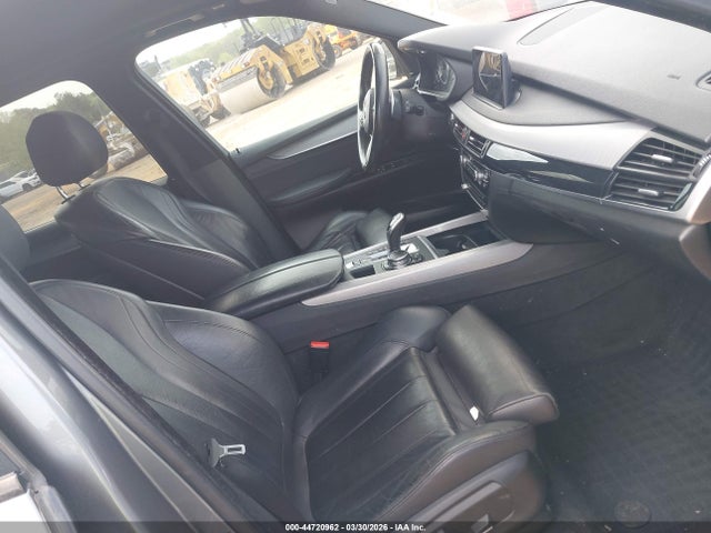 44720962 :رقم المزاد ، 5UXKR0C52F0K61403 vin ، 2015 Bmw X5 Xdrive35i مزاد بيع