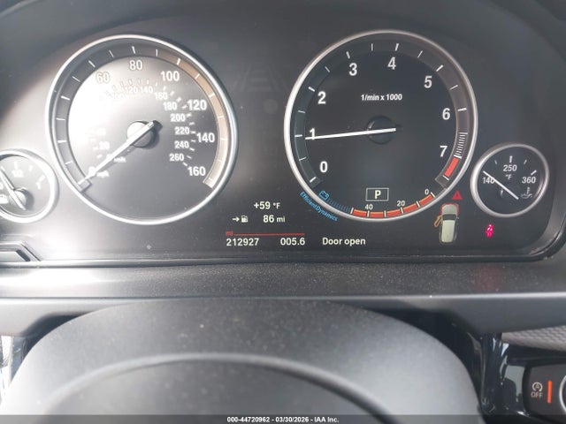 44720962 :رقم المزاد ، 5UXKR0C52F0K61403 vin ، 2015 Bmw X5 Xdrive35i مزاد بيع