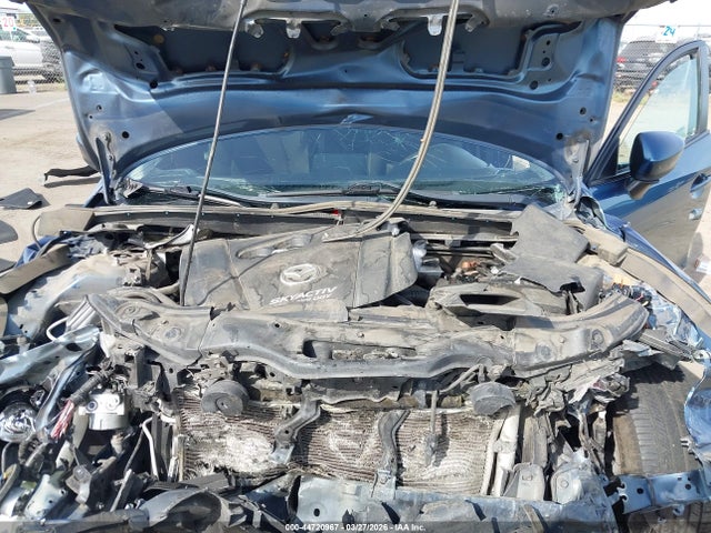 Продаж на аукціоні авто 2018 Mazda Mazda3 Sport, vin: 3MZBN1K76JM271666, номер лоту: 44720967