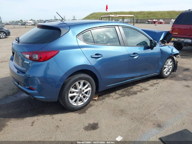 Продаж на аукціоні авто 2018 Mazda Mazda3 Sport, vin: 3MZBN1K76JM271666, номер лоту: 44720967