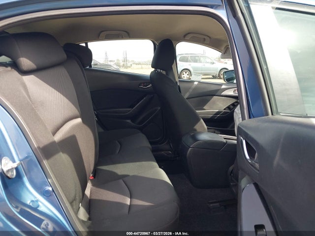Продаж на аукціоні авто 2018 Mazda Mazda3 Sport, vin: 3MZBN1K76JM271666, номер лоту: 44720967