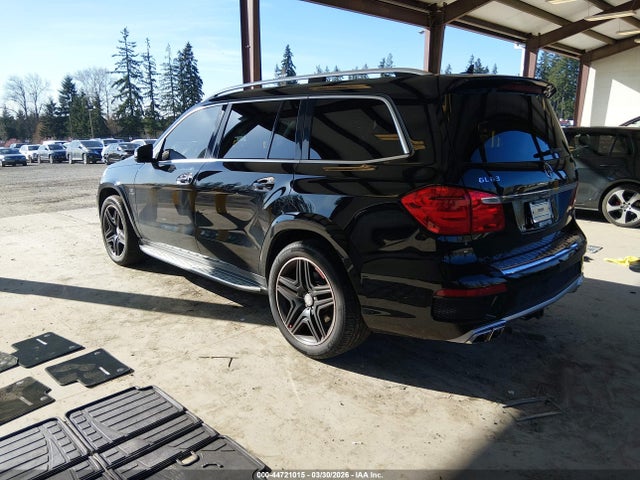 2015 MERCEDES-BENZ GL 63 AMG 4JGDF7EE4FA519614 Photo 2
