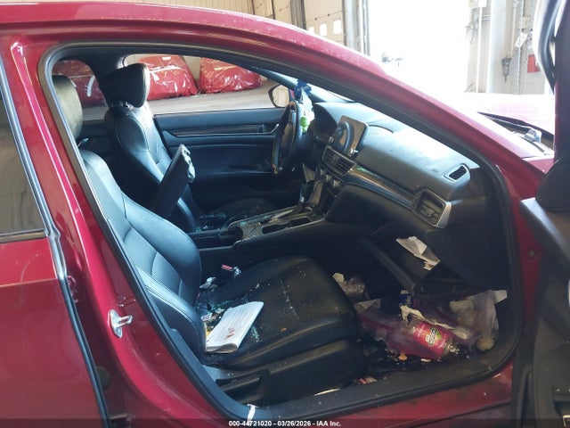 44721020 :رقم المزاد ، 1HGCV1F37JA083560 vin ، 2018 Honda Accord Sport مزاد بيع