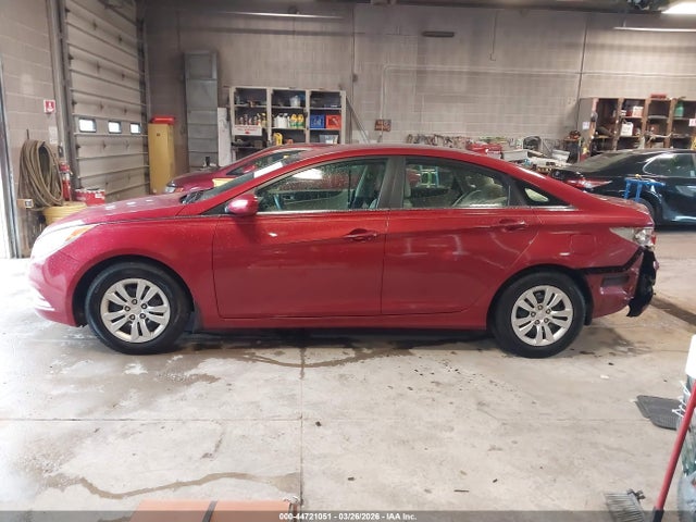 44721051 :رقم المزاد ، 5NPEB4AC3DH519858 vin ، 2013 Hyundai Sonata Gls مزاد بيع