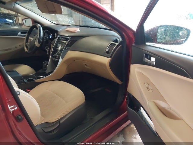 44721051 :رقم المزاد ، 5NPEB4AC3DH519858 vin ، 2013 Hyundai Sonata Gls مزاد بيع