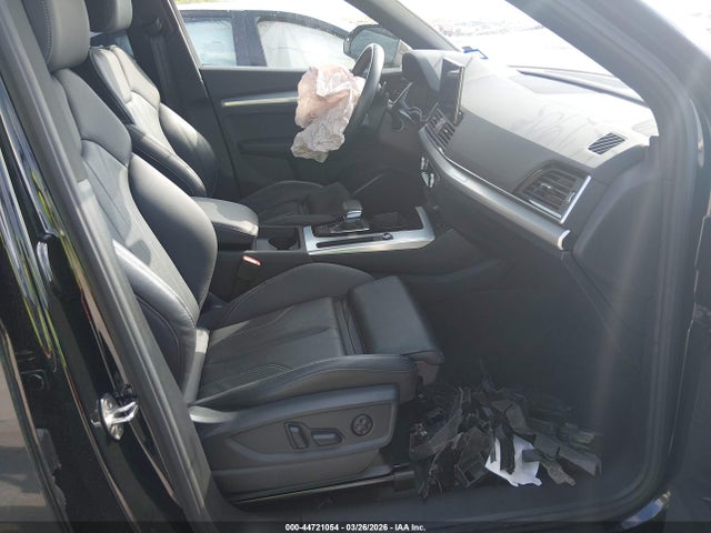 44721054 :رقم المزاد ، WA1GAAFY6S2021905 vin ، 2025 Audi Q5 Premium 45 Tfsi S Line Quattro مزاد بيع