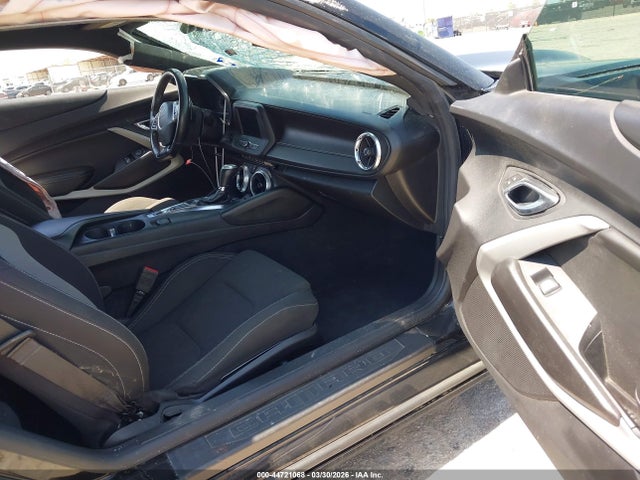 2020 CHEVROLET CAMARO 1G1FB1RX7L0122328 Photo 4