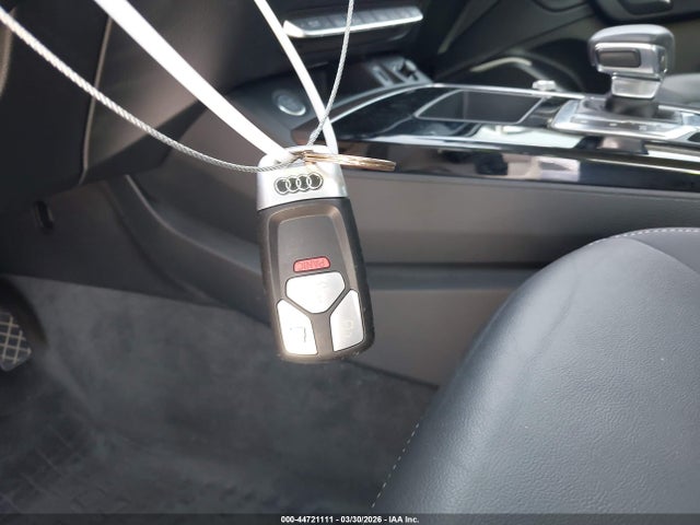Aukcja sprzedaży 2021 Audi Q5 Premium 45 Tfsi Quattro S Tronic, vin: WA1AAAFY2M2068213, numer aukcji: 44721111