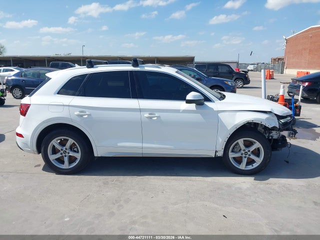 Aukcja sprzedaży 2021 Audi Q5 Premium 45 Tfsi Quattro S Tronic, vin: WA1AAAFY2M2068213, numer aukcji: 44721111