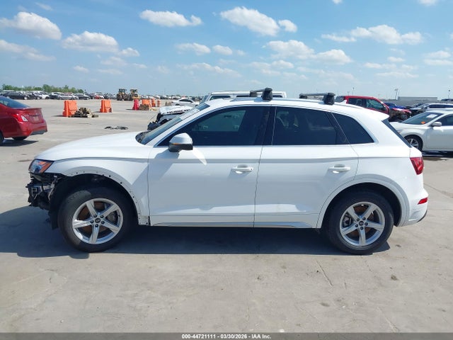 Aukcja sprzedaży 2021 Audi Q5 Premium 45 Tfsi Quattro S Tronic, vin: WA1AAAFY2M2068213, numer aukcji: 44721111