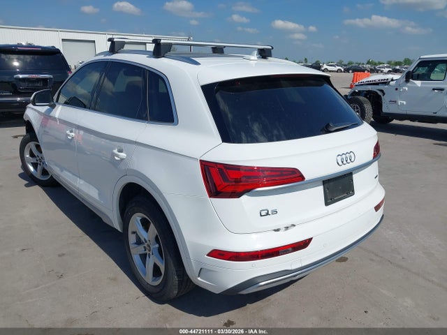 Aukcja sprzedaży 2021 Audi Q5 Premium 45 Tfsi Quattro S Tronic, vin: WA1AAAFY2M2068213, numer aukcji: 44721111