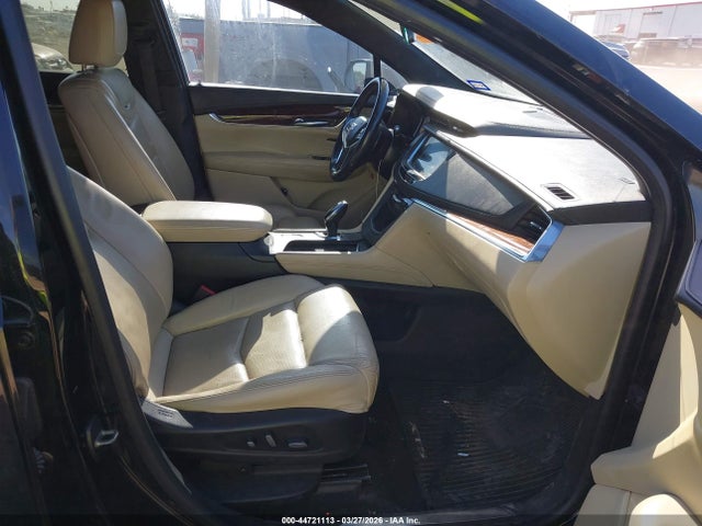 2017 Cadillac Xt5 Premium Luxury მანქანა იყიდება აუქციონზე, vin: 1GYKNCRS4HZ109224, აუქციონის ნომერი: 44721113